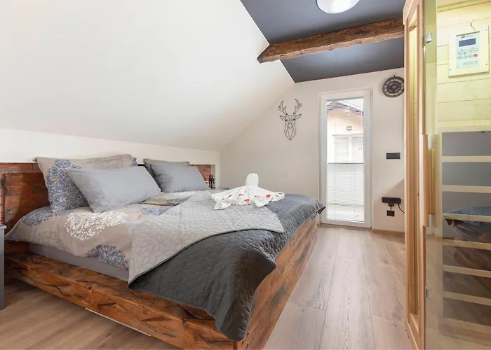 Deluxe House Maj شقة