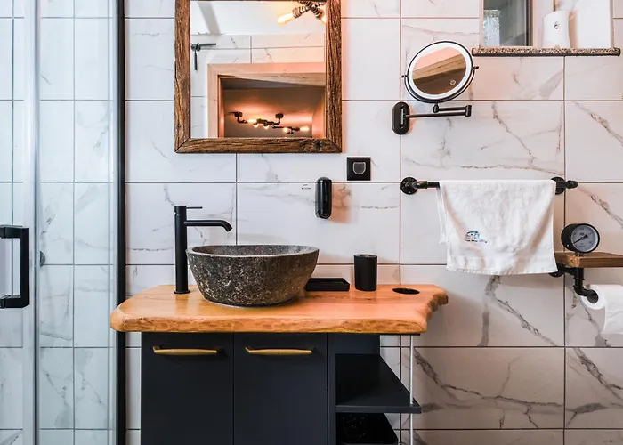 Apartment Deluxe House Maj